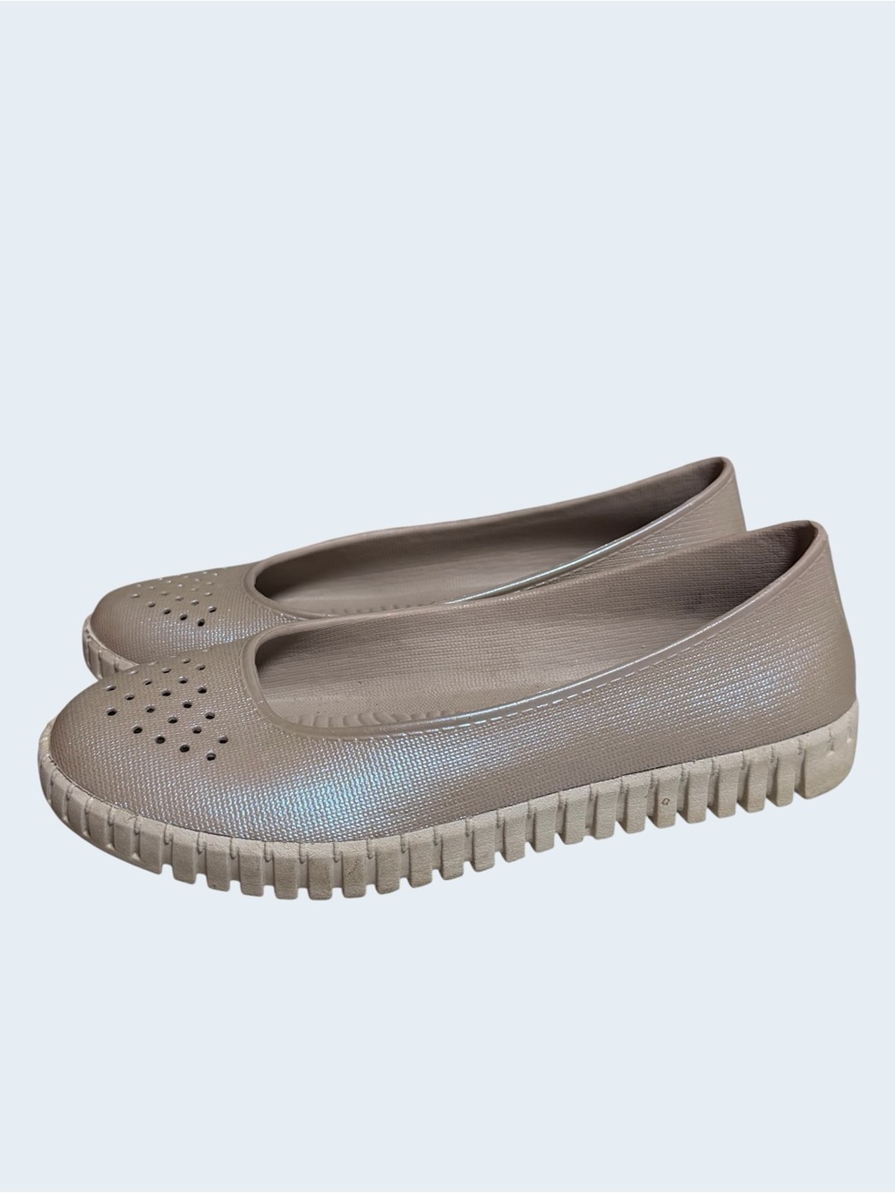 Iridescent Taupe Slip-On Comfort Ballet Flat Size 6 - Picture 6 of 9